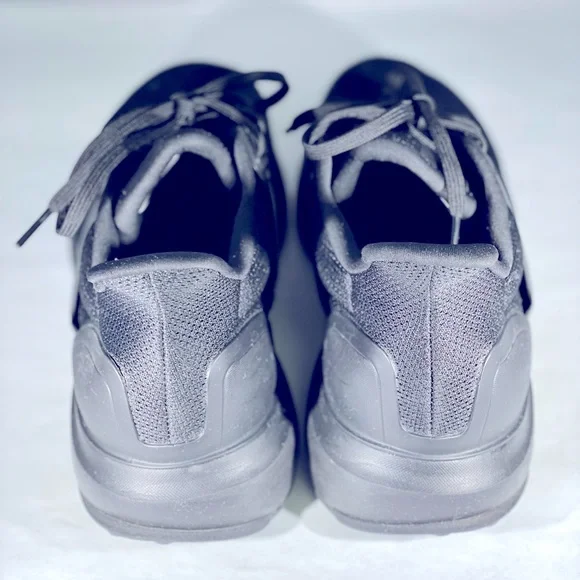 Adidas HWA‎ - Picture 6 of 9